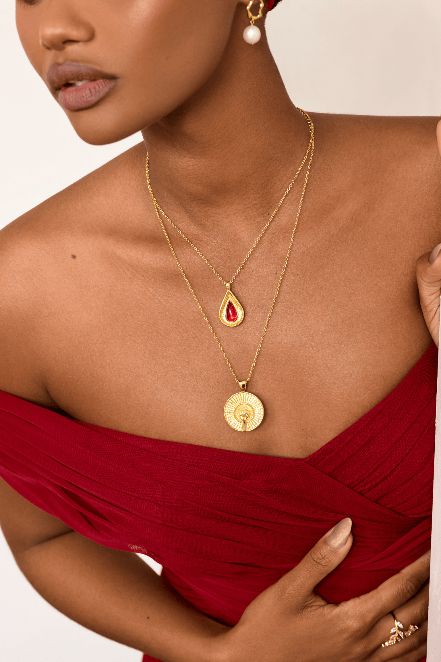 Rouge Pendant